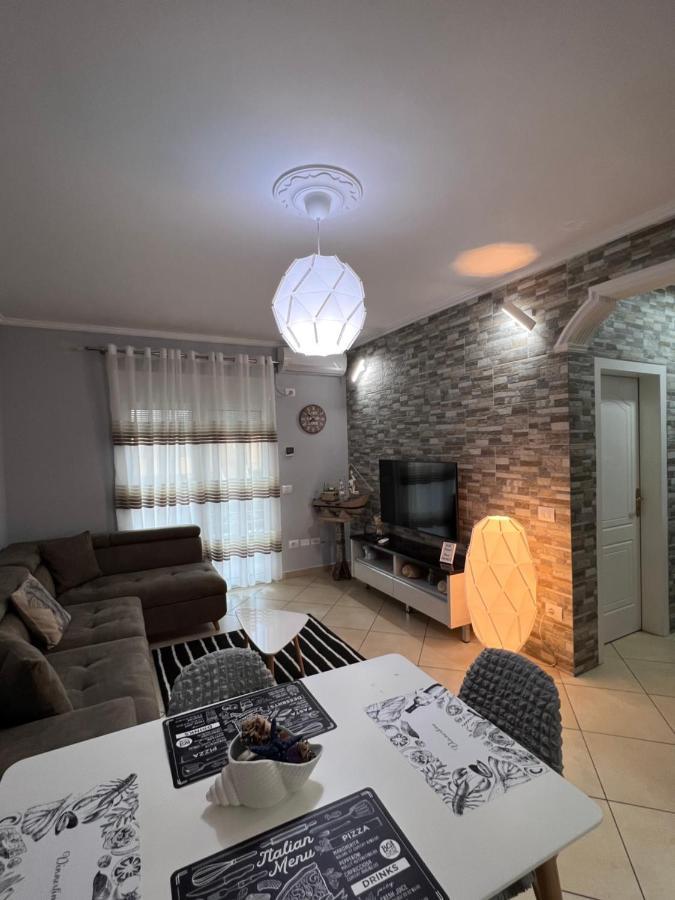 Sunset Apartments Lungomare Vlorë Εξωτερικό φωτογραφία