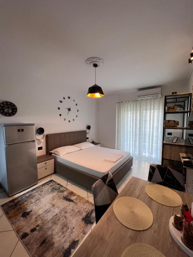 Sunset Apartments Lungomare Vlorë Εξωτερικό φωτογραφία