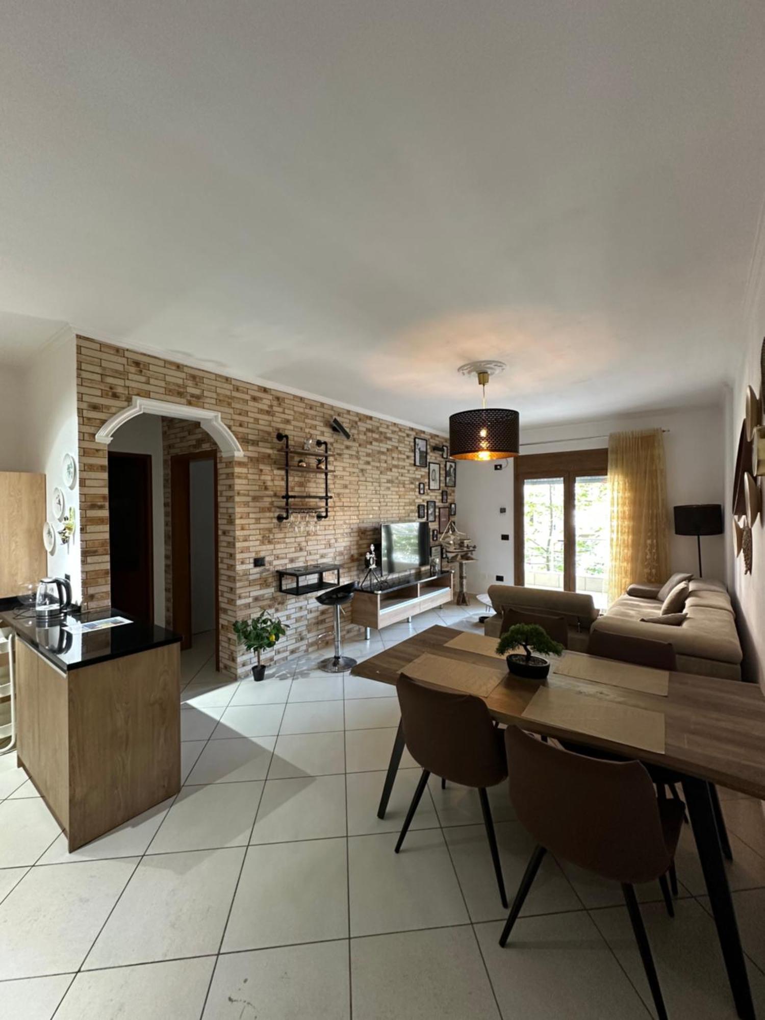 Sunset Apartments Lungomare Vlorë Εξωτερικό φωτογραφία