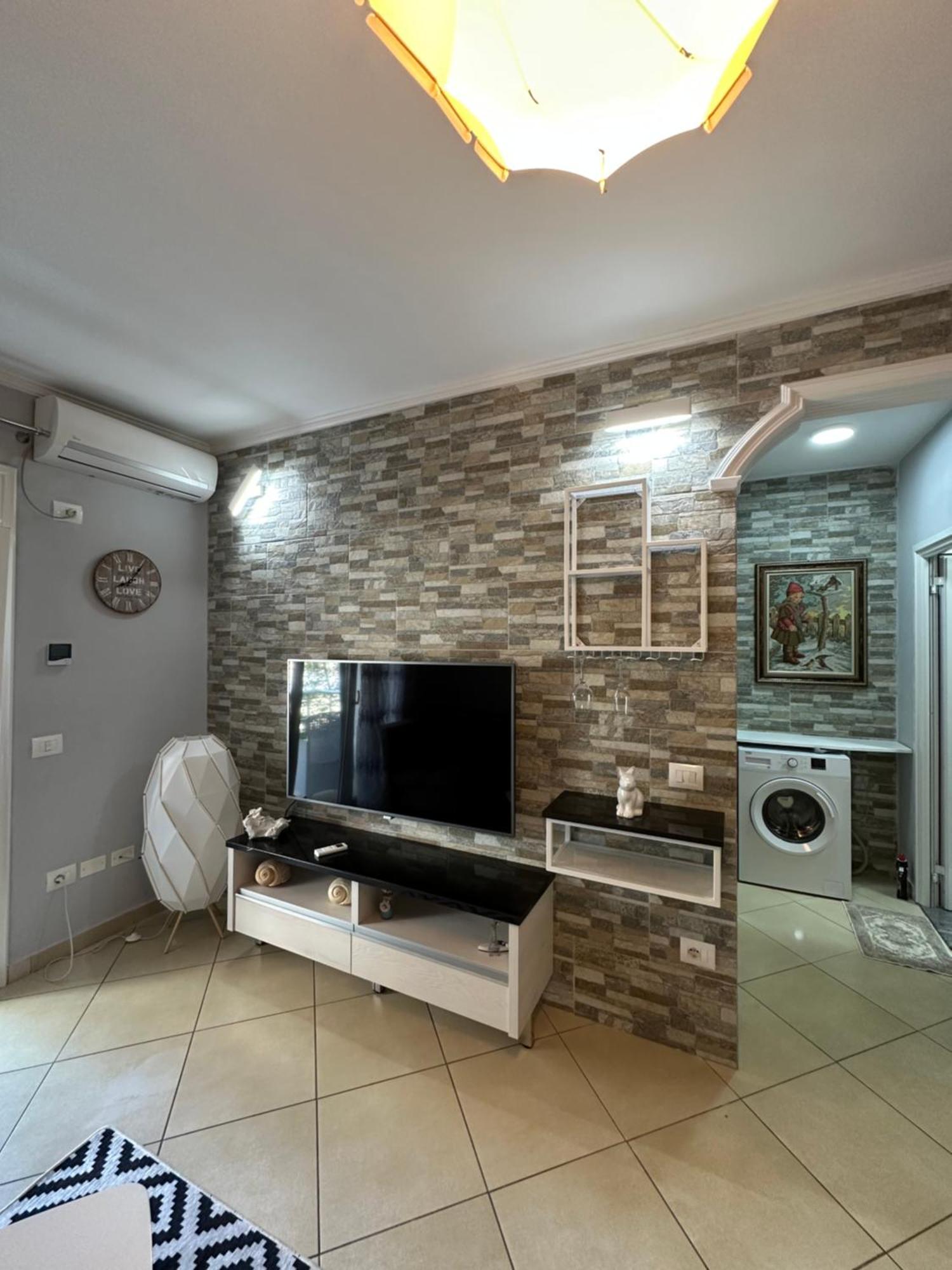 Sunset Apartments Lungomare Vlorë Εξωτερικό φωτογραφία